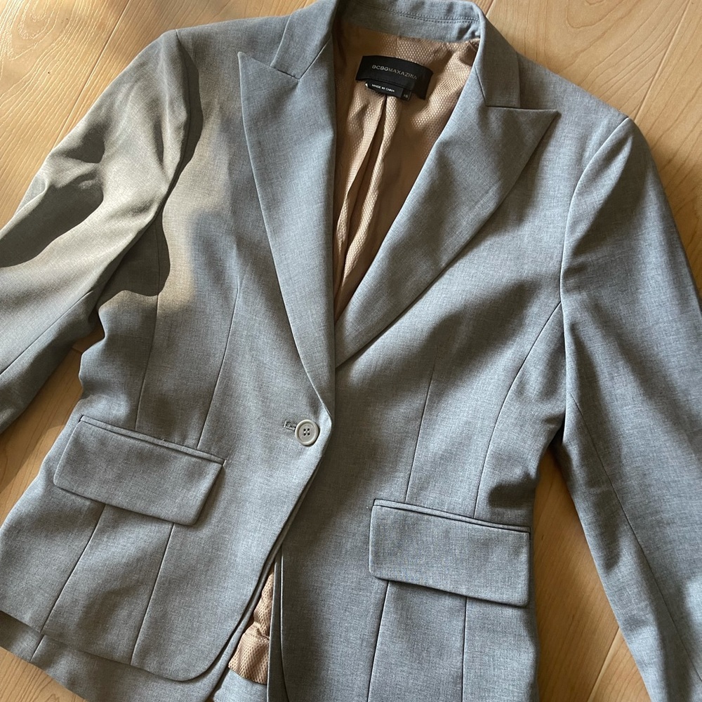 BCBG MAXAZRIA BLAZER 🤍🤩